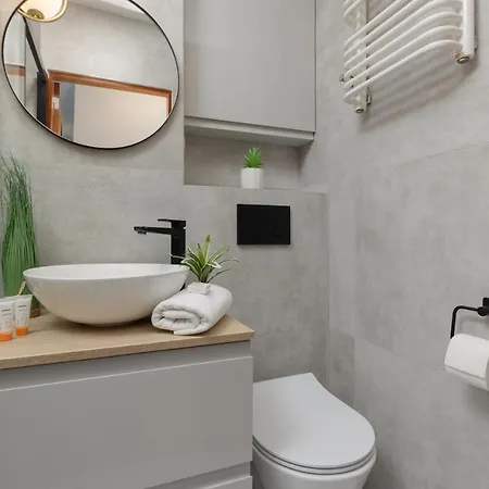 Old Town By Renters Apartman Varsó