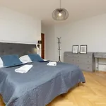 Apartman Old Town By Renters *
