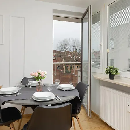 Old Town By Renters Warsaw