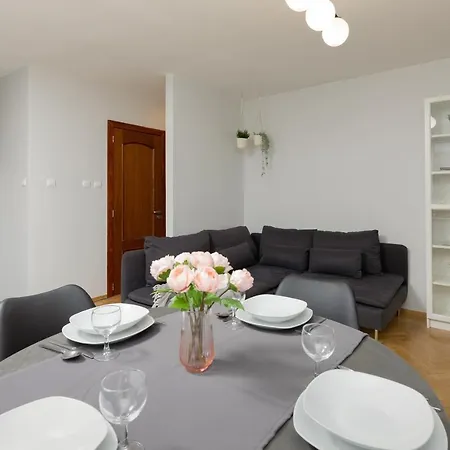 Old Town By Renters * Warsaw